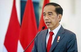 Presiden Jokowi menerima Penghargaan Perdamaian Internasional Imam Hasan bin Ali atau Imam Hasan bin Ali Peace International Award 2022. (Foto: Setpres)