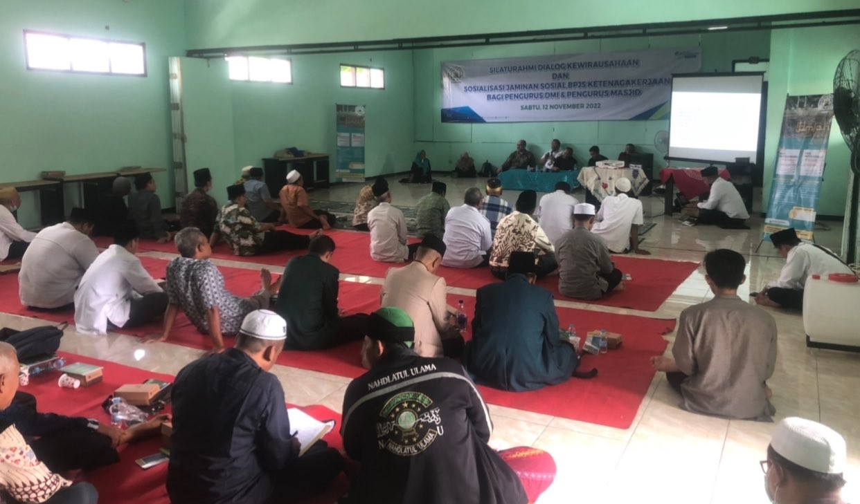 DMI Surabaya saat sosialisasikan aplikasi masjid ke para takmir (Foto: Andhi Dwi/Ngopibareng.id)