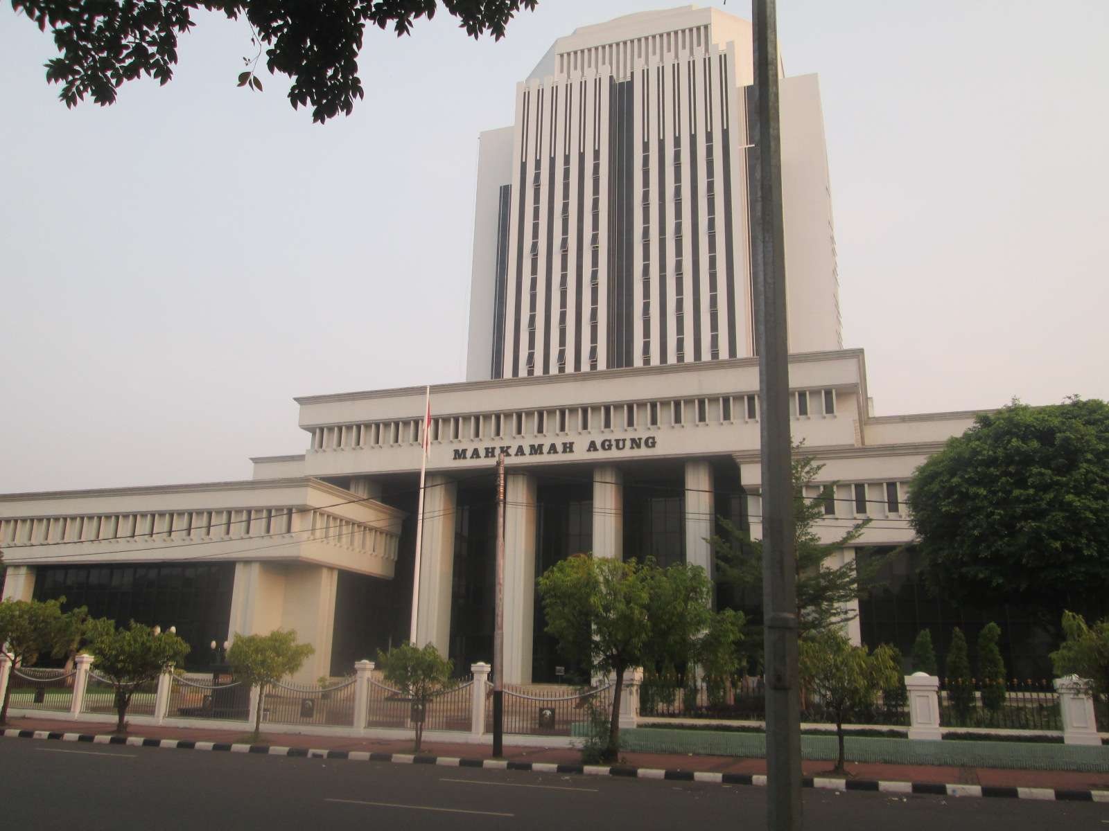 Gedung Mahkamah Agung di Jakarta.(Foto: wikipedia)