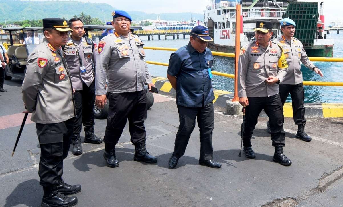 Kapolda Jawa Timur meninjau Pelabuhan Penyeberangan Ketapang, Banyuwangi (Foto:istimewa)