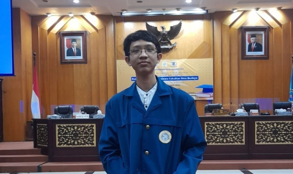 Mahasiswa Unair penggagas smartwatch, Muhammad Fachrizal Hamdani. (Foto: Dokumentasi Unair)