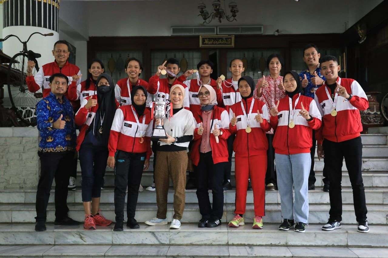 Tim sepak bola Special Olympics Indonesia Jawa Tengah putri berhasil meraih emas di ajang Special Olympics Unified South East Asia Football Cup 2022. (Foto: Dokumentasi Jateng)