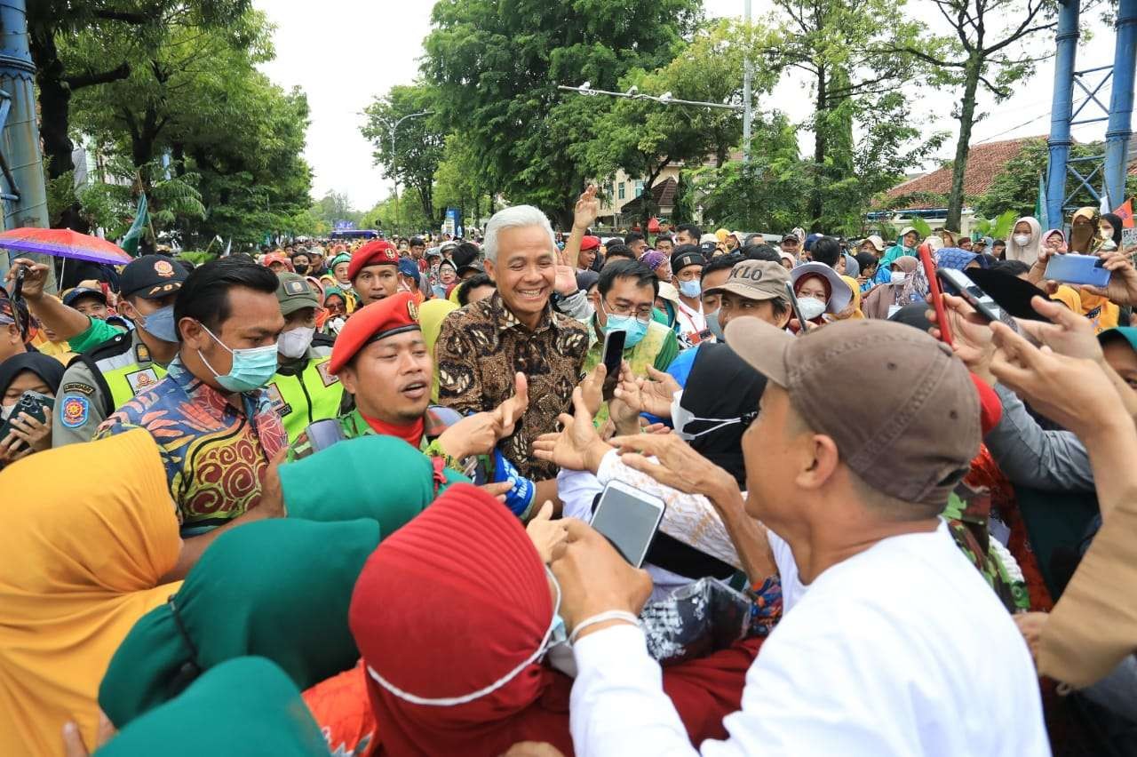 Gubernur Jawa Tengah Ganjar Pranowo menghadiri pembukaan Muktamar Muhammadiyah dan Aisyiyah ke-48 di Stadion Manahan, Solo, Sabtu, 19 November 2022. (Foto: Dokumentasi Jateng)