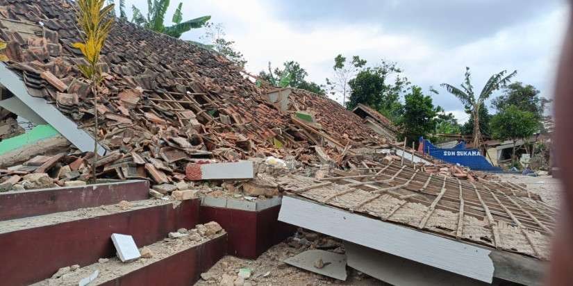 Kerusakan bangunan SDN Cugenang akibat gempa bumi di Kabupaten Cianjur, Jawa Barat, Senin 21 November. (Foto: BPBD Kabupaten Cianjur)