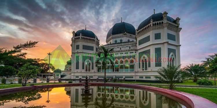 Masjid Baiturrahman, Banda Aceh yang bersejarah. (Foto:travellers)