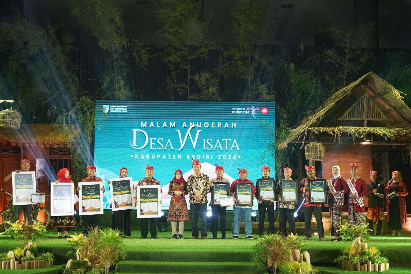 Bupati Kediri Hanindito Himawan Pramana Dorong Tingkatkan Potensi Desa dengan Anugerah Desa Wisata (Foto Kominfo Kabupaten Kediri)