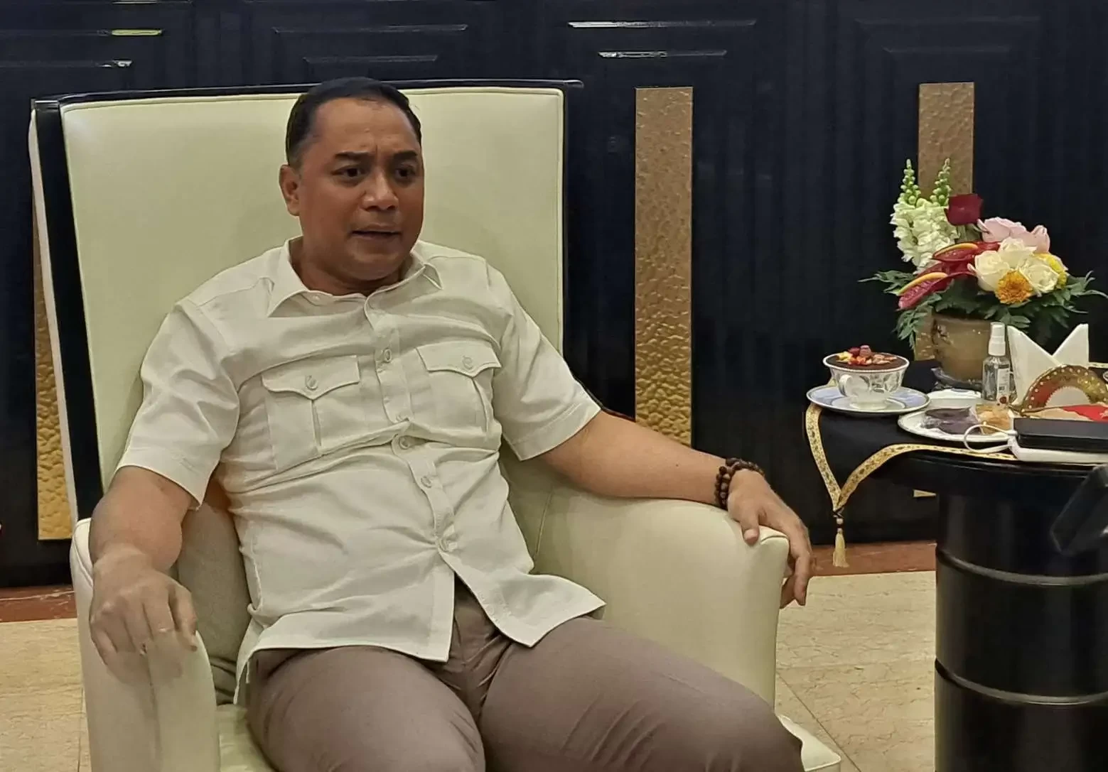 Walikota Surabaya, Eri Cahyadi saat ditemui di Balai Kota Surabaya. (Foto: Pita Sari/Ngopibareng.id)