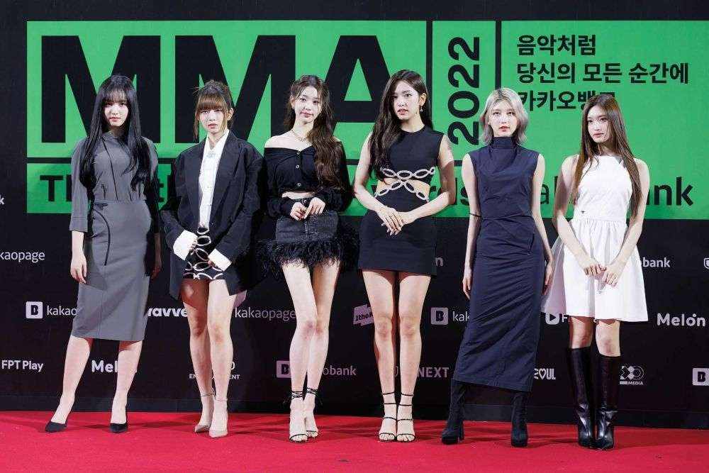 Girl group IVE meraih penghargaan Best Song of the Year (Daesang) lagu LOVE DIVE, Bonsang, New Artist of the Year, dan Best Group Female. (Foto: Twitter @melon)
