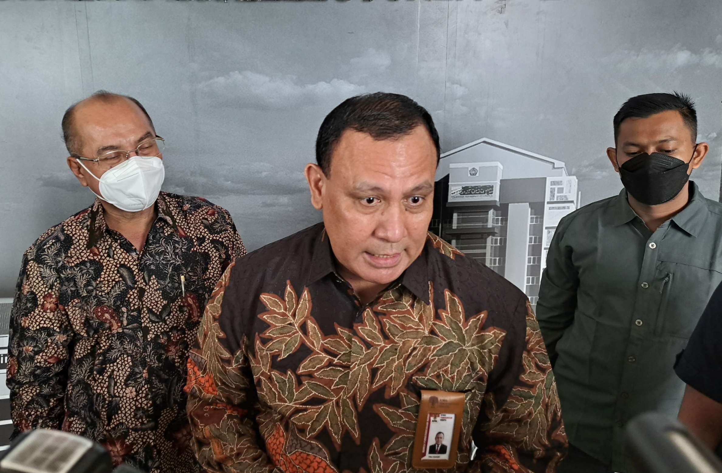 Ketua KPK Firli Bahuri saat ditemui di Universitas Muhammadiyah Surabaya (UMS). (Foto: Pita Sari/Ngopibareng.id)