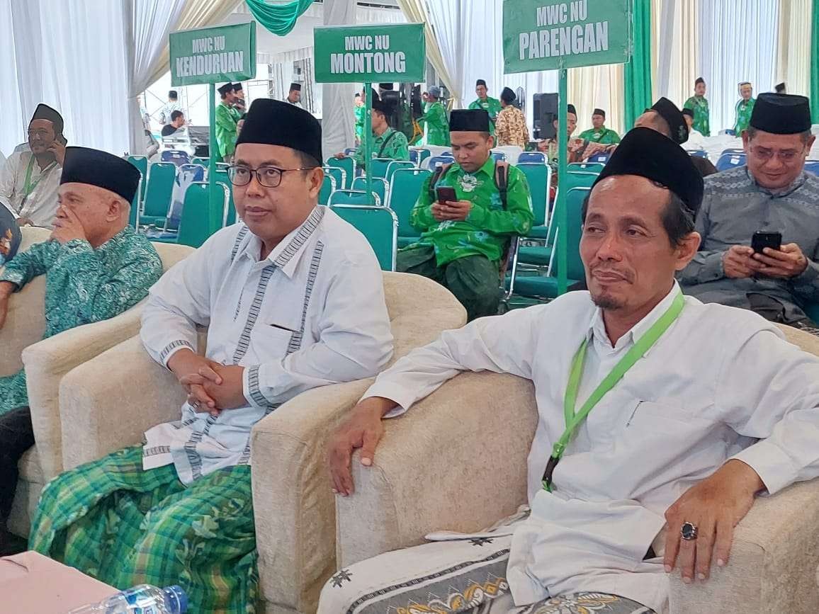 Ketua Tanfidziyah PCNU terpilih Kabupaten Tuban, Kiai Damanhuri (kanan) (dok. PCNU Tuban)