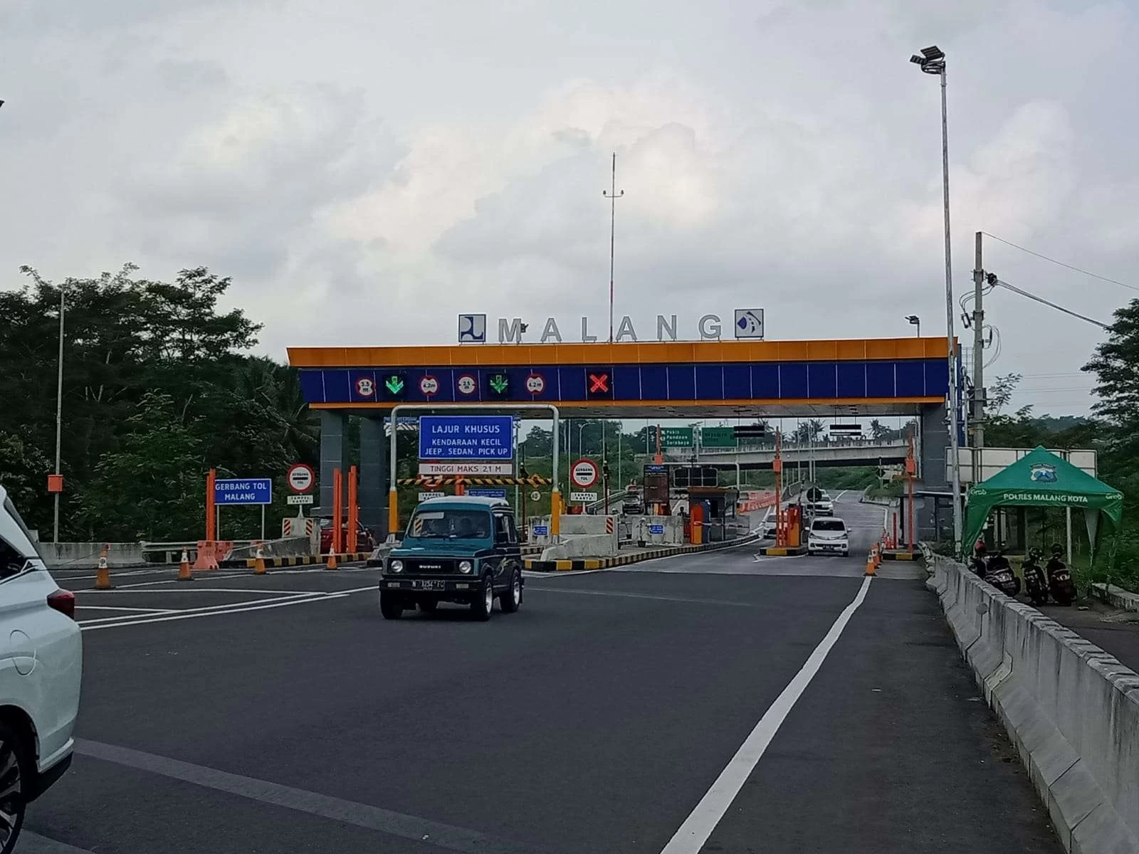 Ruas Jalan Tol Pandaan-Malang Gate Malang (Foto: Lalu Theo/ngopibareng.id)