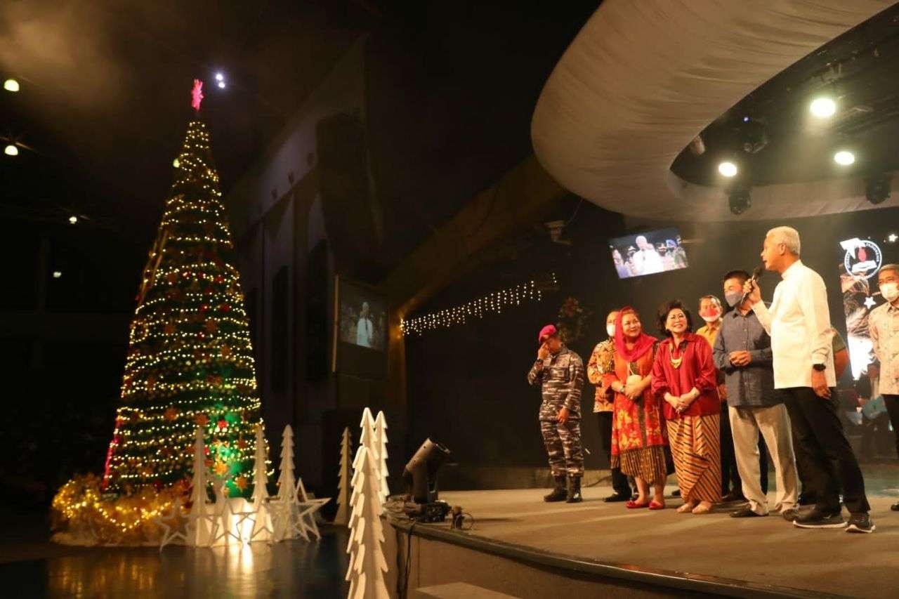 Gubernur Jawa Tengah Ganjar Pranowo mampu menunjukkan sikap toleransi pada momentum perayaan Natal tahun 2022. (Foto: Istimewa)