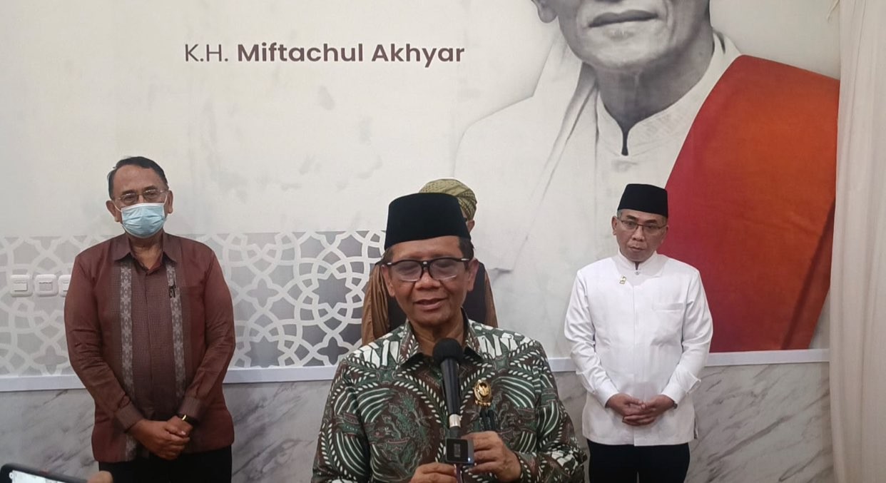 Mahfud MD saat di Pondok Pesantren Miftachus Sunnah Surabaya (Foto: Andhi Dwi/Ngopibareng.id)