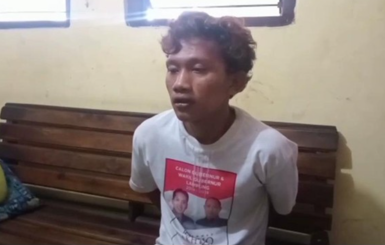 Tindakan Satria alias Dedet, 19 tahun, warga Lampung Selatan, sungguh di luar batas peri kemanusiaan. Ia memerkosa ibunya juga adik perempuannya. (Foto: Dtk)