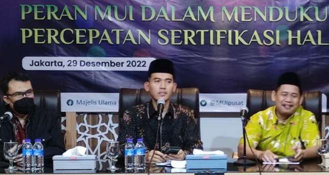 Ketua Majelis Ulama Indonesia Bidang Fatwa Asrorun Niam Sholeh saat menyampaikan kinerja MUI. (Foto: Media MUI)