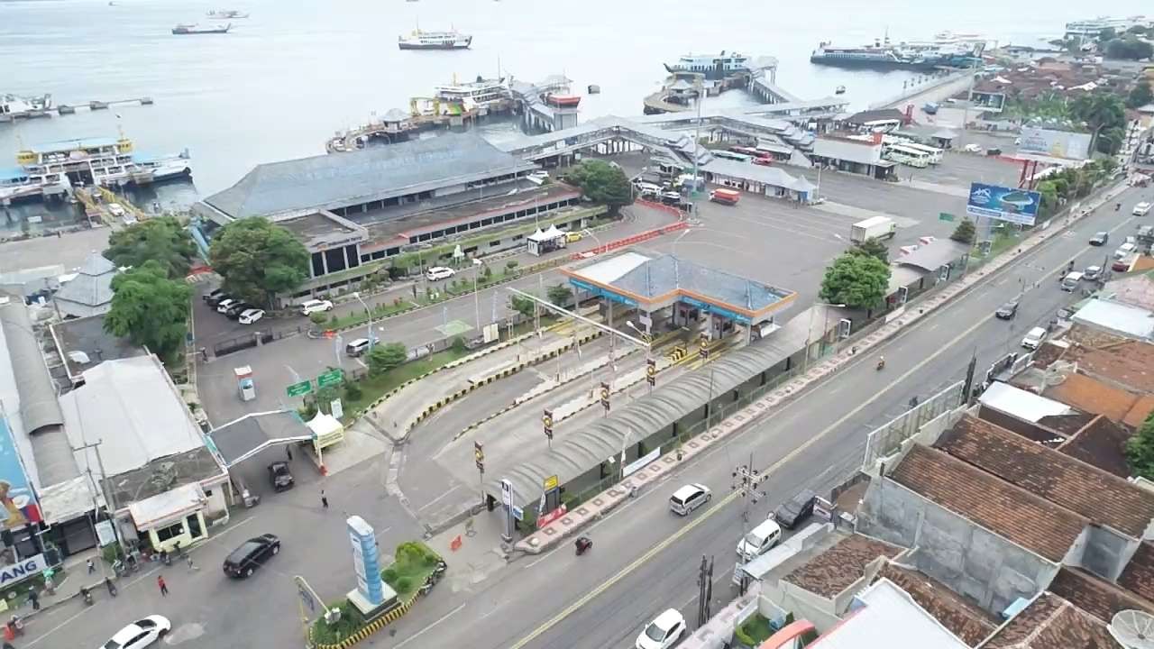 Pelabuhan Penyeberangan Ketapang, Banyuwangi. (Foto: Dewa for Ngopibareng.id)