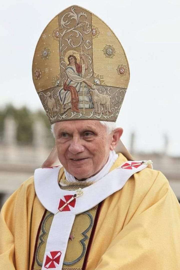 Paus Emeritus Benediktus XVI wafat di usia 95 tahun. (Foto: Istimewa)