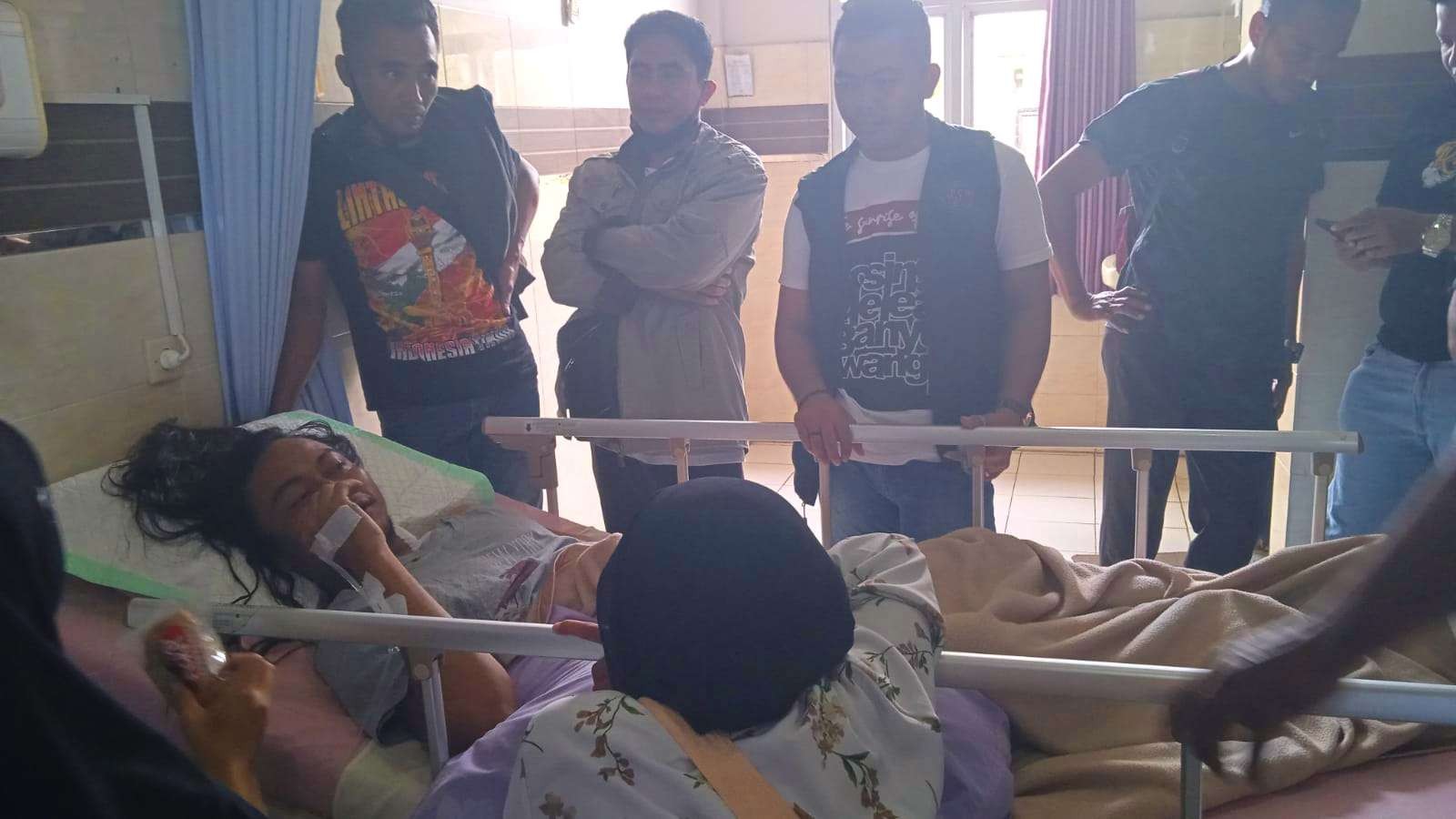 Korban, Muhammad Buang saat terbaring di RSUD Soegiri Lamongan (Foto: Imron Rosidi/Ngopibareng.id)