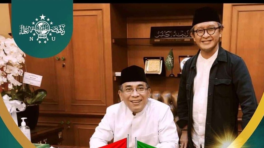 Najib Azca dan Gus Yahya (Ketua Umum PBNU Yahya Cholil Staquf). (Foto: akun fb na)