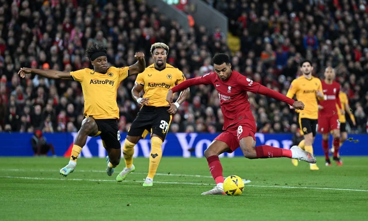 Liverpool hanya mampu bermain imbang saat menjamu Wolverhampton di piala FA. (Foto: Reuters)