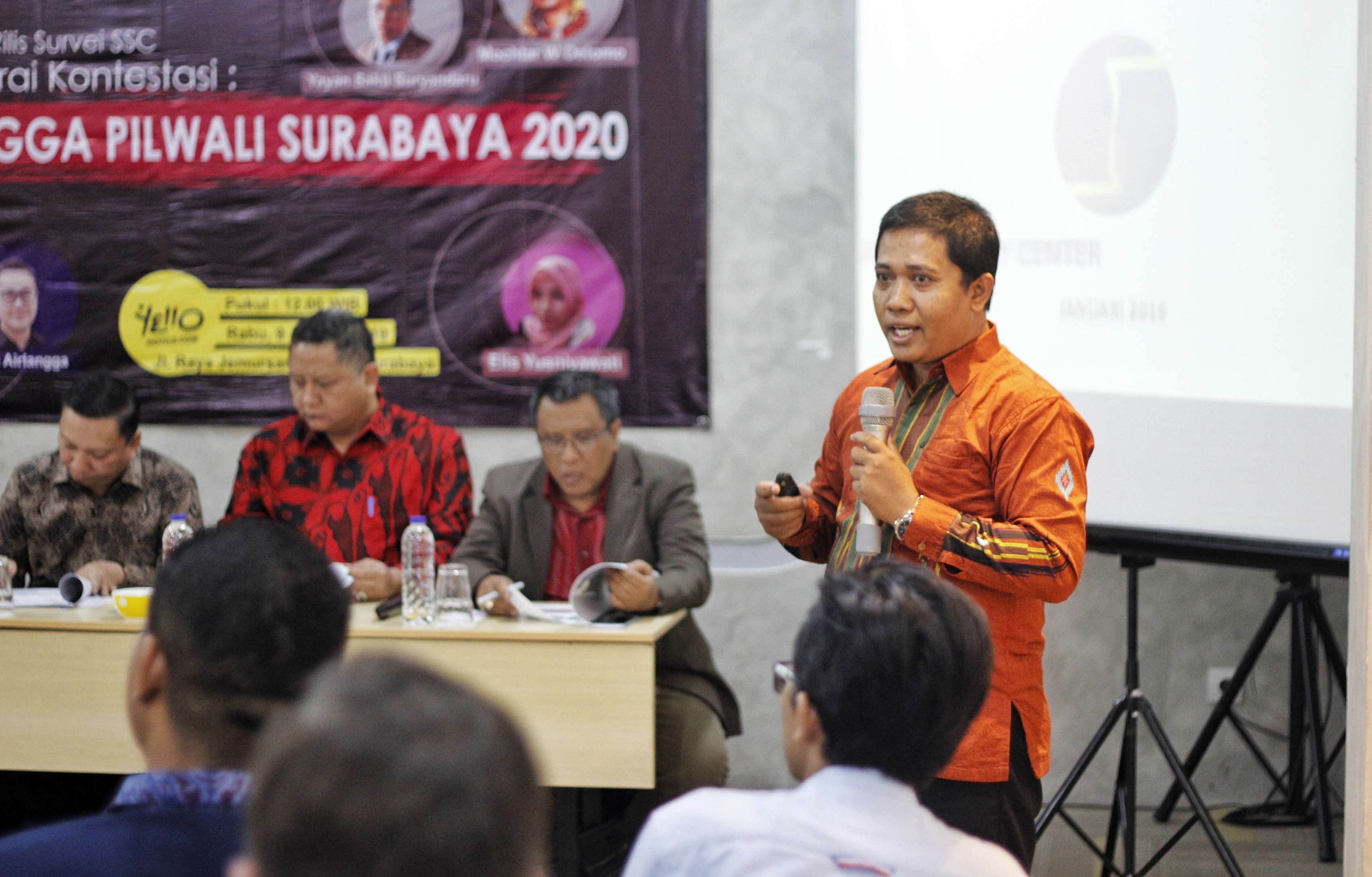 Pengamat Politik UTM, Surokim Abdussalam. (Foto: Fariz Yarbo/Ngopibareng.id)