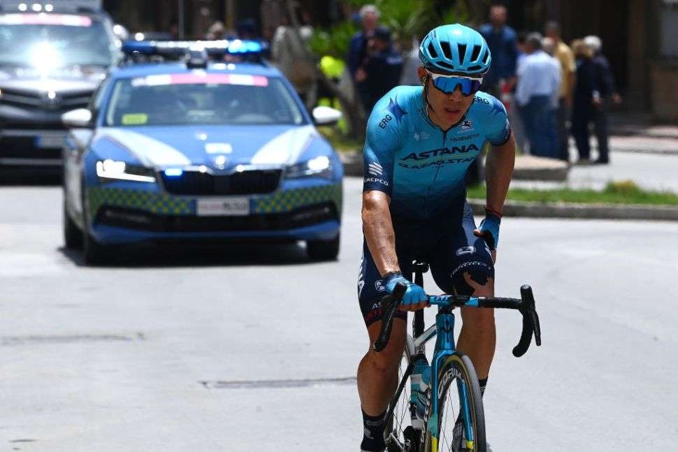 Miguel Angel Lopez yang telah lama membela tim Astana-Qazakhstan akhirnya dipecat gara-gara disinyalir menggunakan doping. Saat ini bergabung dengan Team Medellin untuk musim balap 2023. (Foto: Istimewa)