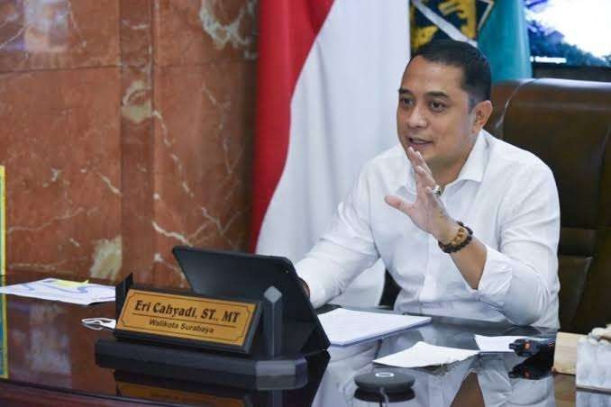 Nama Walikota Surabaya Eri Cahyadi Muncul di bursa calon Gubernur Jawa Timur versi survei SSC. (Foto: Dokumentasi Humas Pemkot Surabaya)