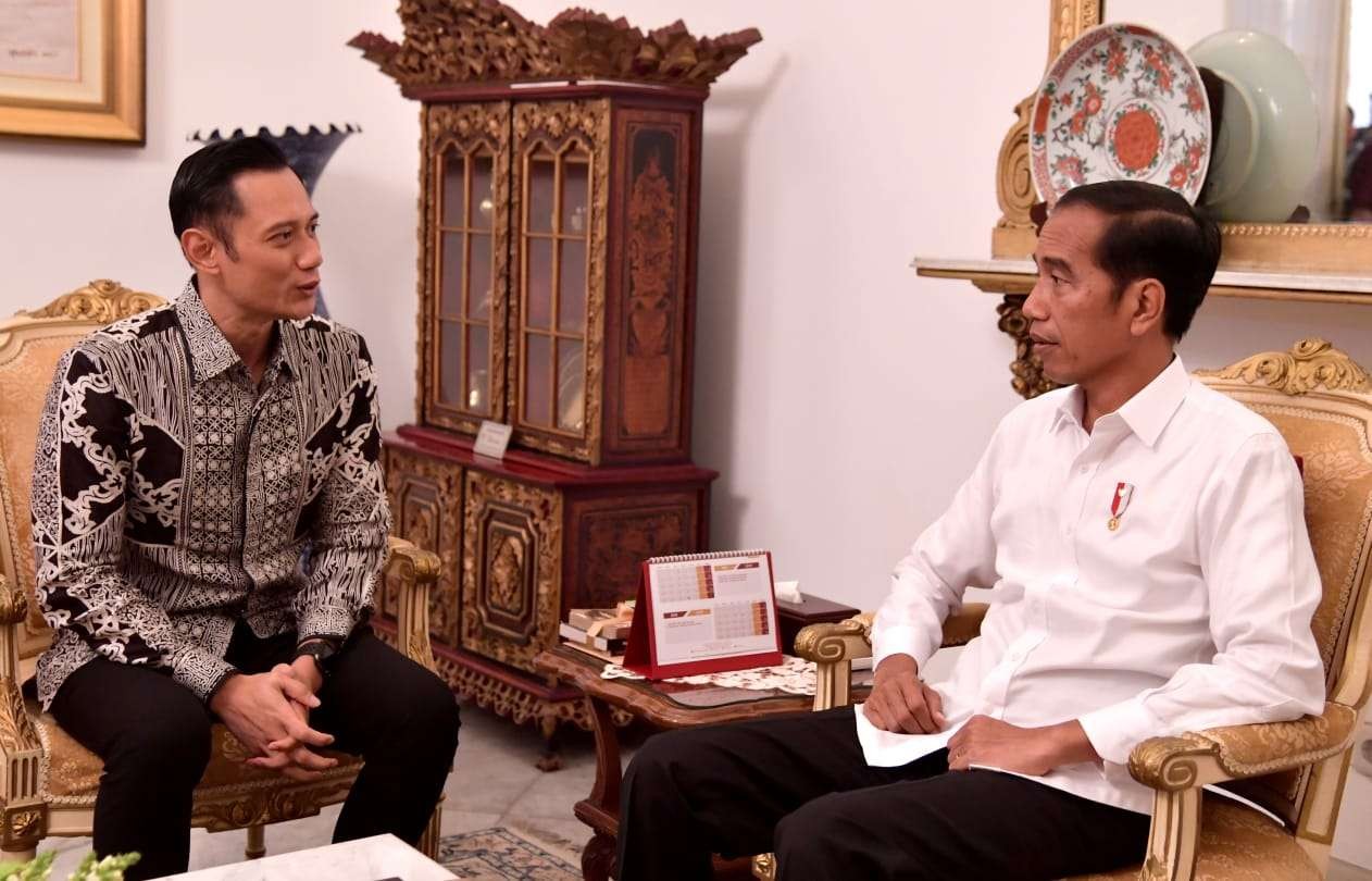 Presiden Jokowi bertemu Agus Harimurti Yudoyono di Istana Merdeka, Kamis 2 Mei 2019. ( Foto: Biro Pers Setepres)