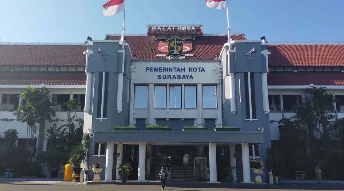 Walikota Surabaya, Eri Cahyadi berharap Sekda terpilih bisa dekat dengan masyarakat (Foto: dok. Humas Pemkot Surabaya)