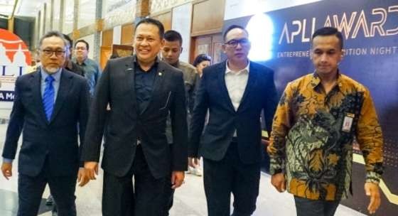 Ketua MPR Bambang Susatyo  pada  Pembukaan Asosiasi Penjualan Langsung Indonesia (APLI) Awards 2022 ( foto: pemberitaan MPR )