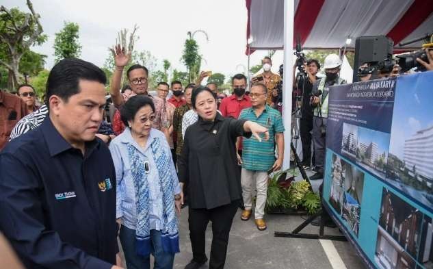 Ketua DPR RI Puan Maharani bersama Presiden Ke 5 RI Megawati serta Menteri BUMN Erick Thohir  di kawasan ekonomi eksklusif Sanur Bali (Foto: pemberitaan DPR RI)