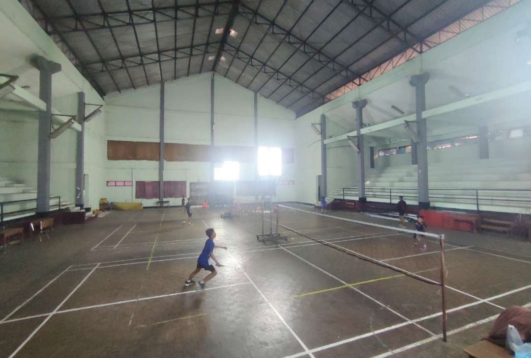 GOR Dinas Pendidikan Pemkab Mojokerto jadi salah satu venue Porprov Jatim.(Foto Deni Lukmantara/Ngopibareng.id)