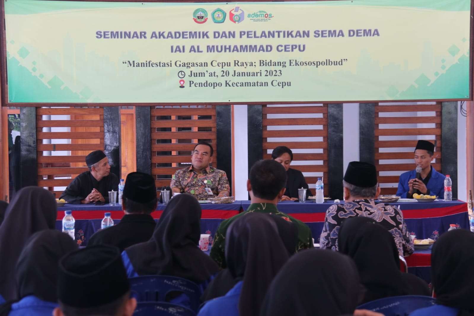 Seminar Akademik dirangkaikan pelantikan SEMA-DEMA IAI Al Muhammad Cepu, Jumat 20 Januari 2023. Dibahas juga soal kawasan Cepu Raya. (Foto: Humas Pemkab Blora)