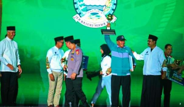 Kontinen Porseni NU Jawa Timur keluar sebagai juara umum dengan mborong 21 medali emasb( foto: dok Panitia)