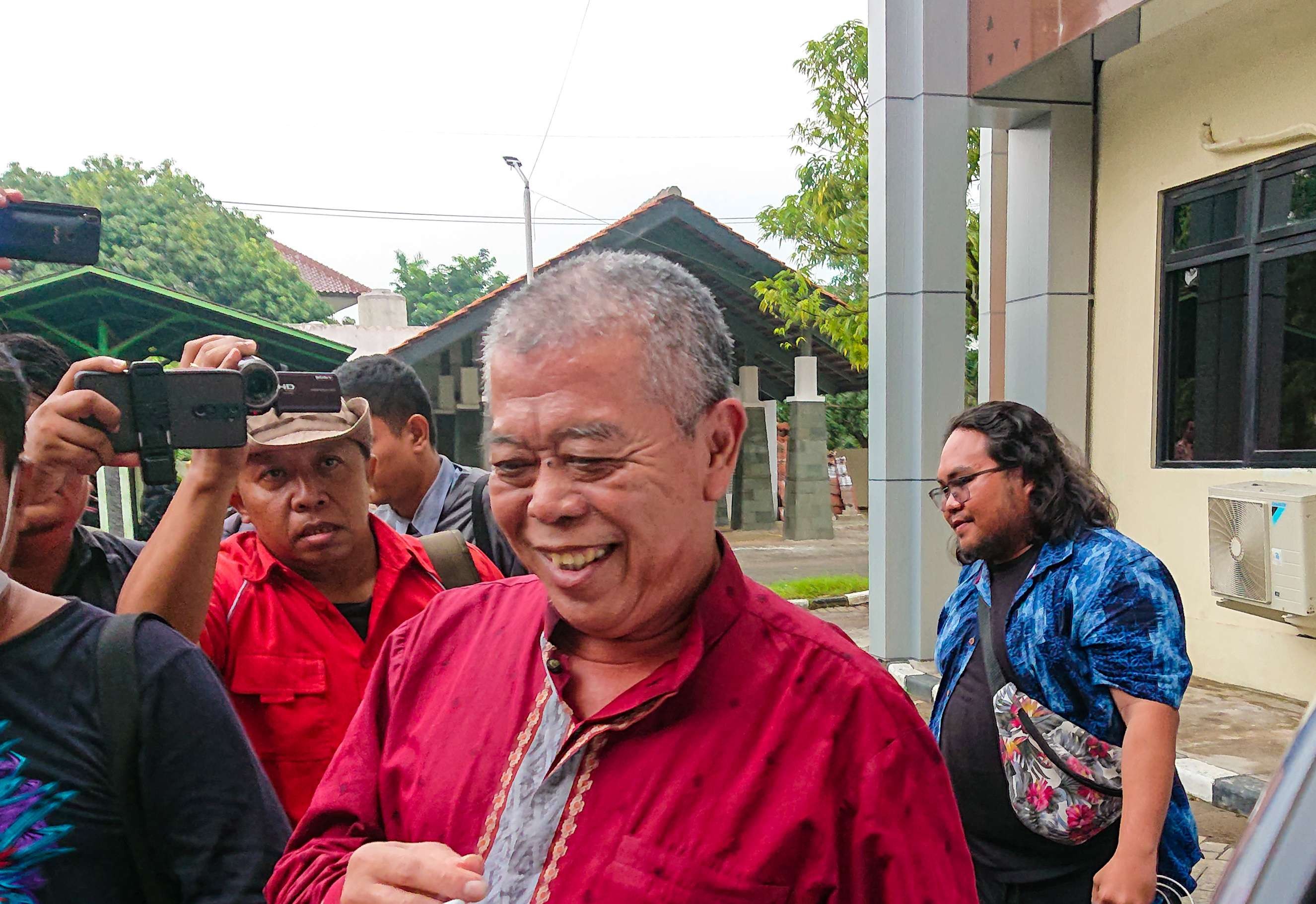 Ketua DPRD Jatim, Kusnadi diperiksa penyidik KPK selama sembilan jam. (Foto: Aini Arifin/Ngopibareng.id)