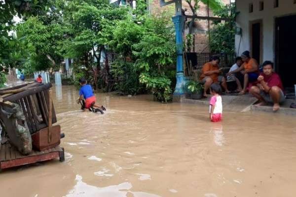 Ilustrasi banjir di kawasan kecamatan Grogol, Kabupaten Kediri. (Foto: Istimewa)