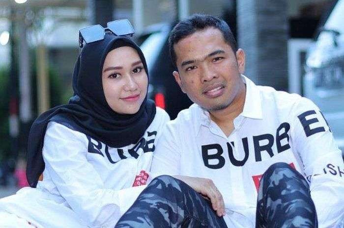Septia Yetri Opani bongkar perselingkuhan suaminya, Putra Siregar, bos PS Store. (Foto: Instagram)