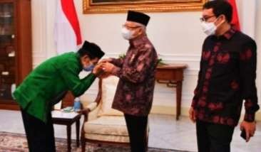 Wapres KH Ma'ruf Amin men menerima kunjungan Dewan Pengurus Serikat Tani Indonesia di pimpin Henry Saragih ( foto: BPMI Setwapres )