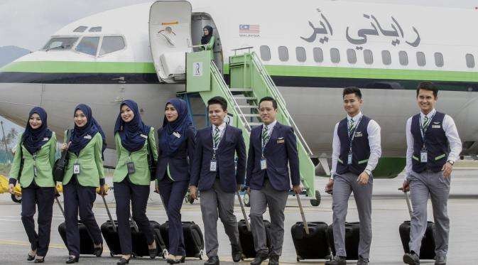 Pramugari maskapai Rayani Air berbasis syariah pertama kali diluncurkan di Malaysia. (Foto: Malaysia Insider)