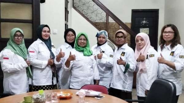 Kader Partai Bulan Bintang Kota Surabaya siap membantu wujudkan program Kampung ASI yang digagas Pemkot Surabaya. (Foto: dok. PBB Surabaya)