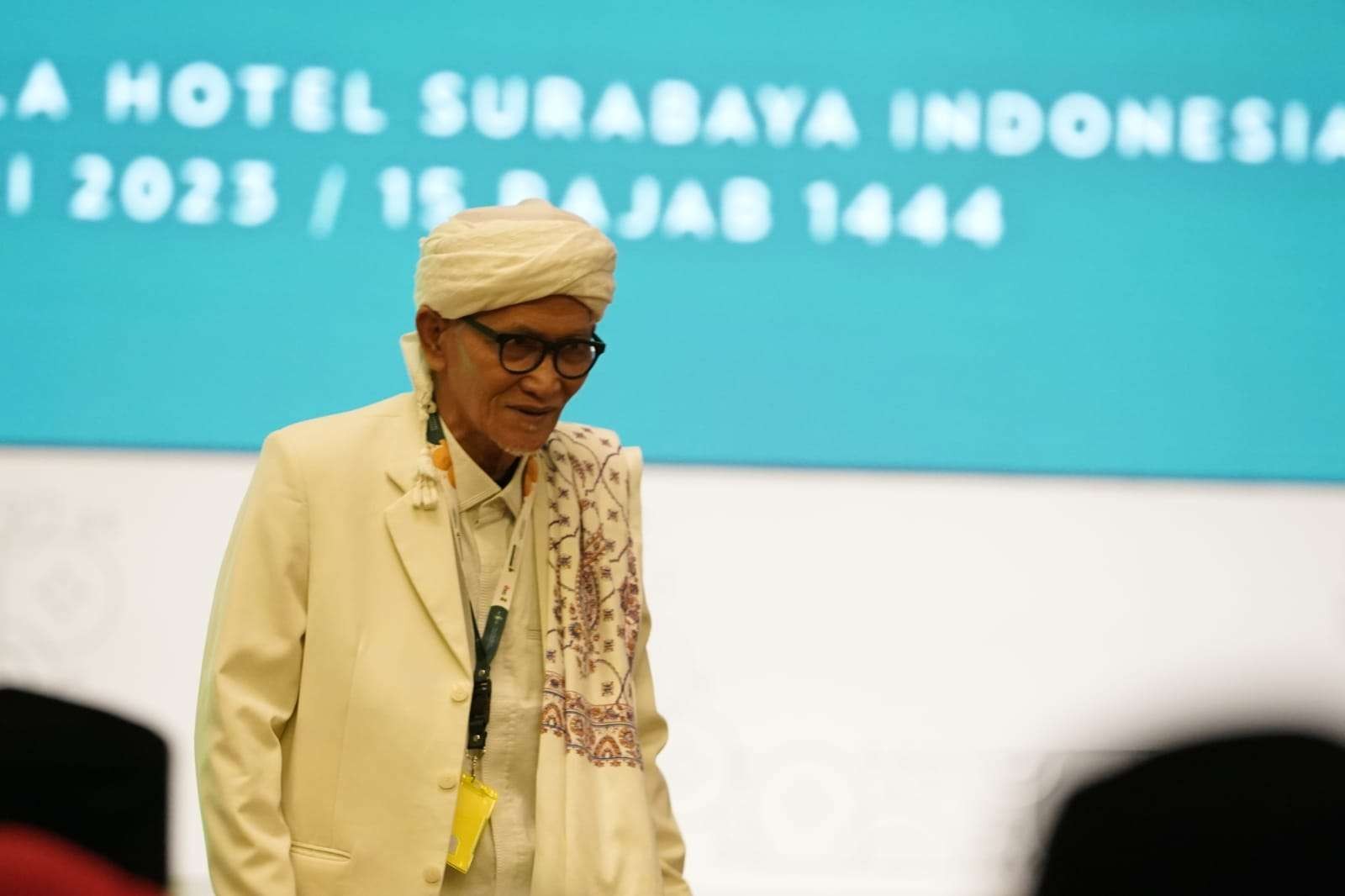 Rais ‘Aam PBNU K.H. Miftachul Akhyar menyampaikan pidato pada pembukaan Muktamar Internasional Fikih Peradaban di Hotel Shangri-La, Surabaya, Senin (6/2/2023). (LTN PBNU/Saiful Amar)