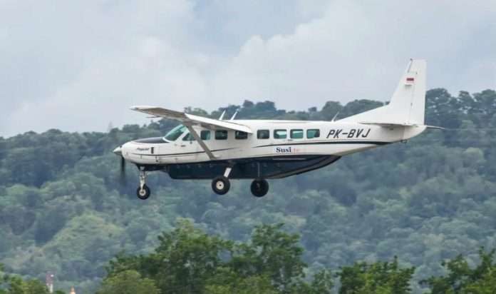 Pesawat Susi Air yang terbakar di Nduga, Papua, Selasa 7 Februari 2023. (Foto: istimewa)