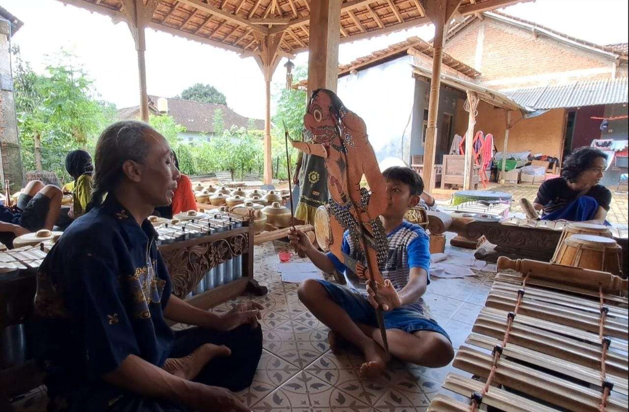 Alat musik tradisional gamelan bantuan Gubernur Jawa Tengah Ganjar Pranowo untuk 230 desa di Jawa Tengah. (Foto: istimewa)