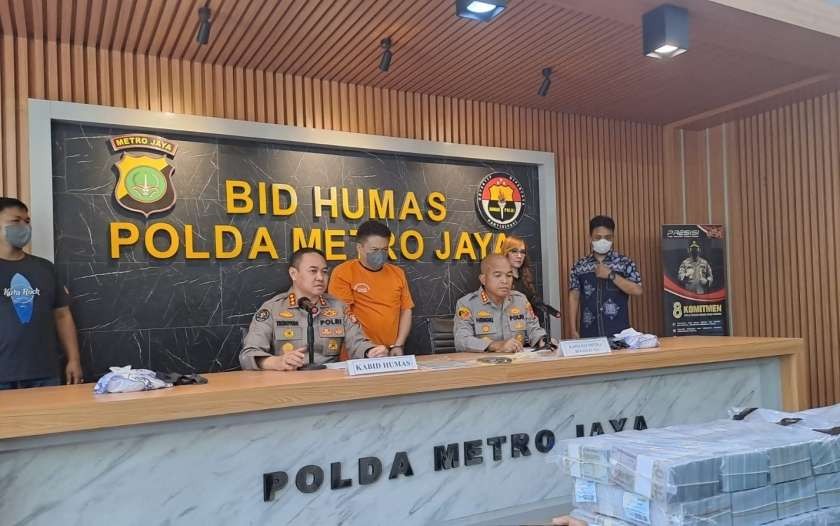 Kabid Humas Polda Metro Jaya, Kombes Pol Trunoyudo Wisnu Andiko saat konferensi pers. (Foto: dok. PMJ News)