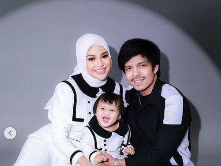 Pasangan Aurel Hermansyah dan Atta Halilintar akan merayakan ulang tahun putri pertamanya, Ameena Hanna Nur Atta. (Foto: Instagram)