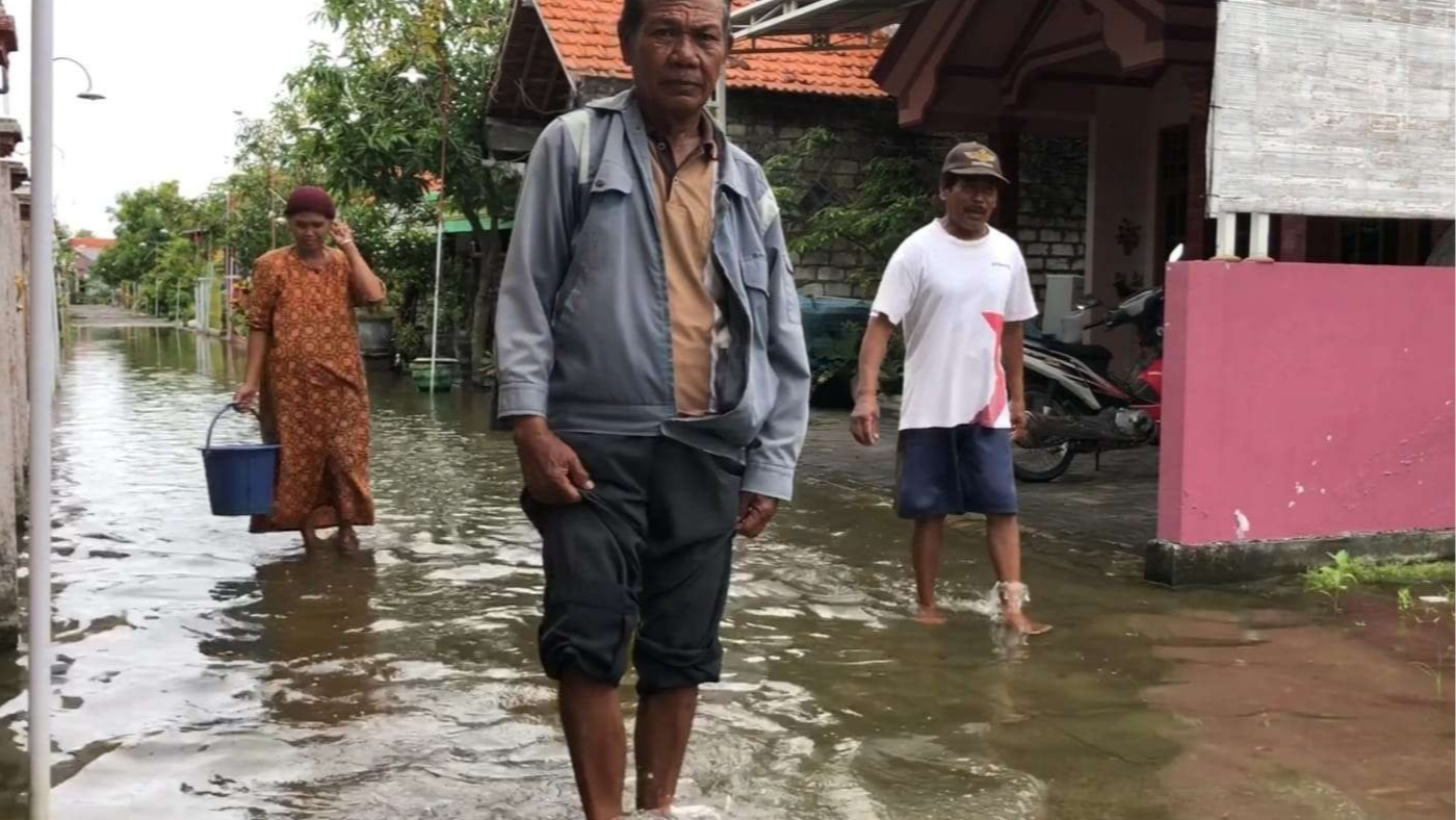 Situasi banjir di wilayah Kecamatan Deket akibat meluasnya permukaan air sungai Bengawan Jero. (Foto: Istimewa)