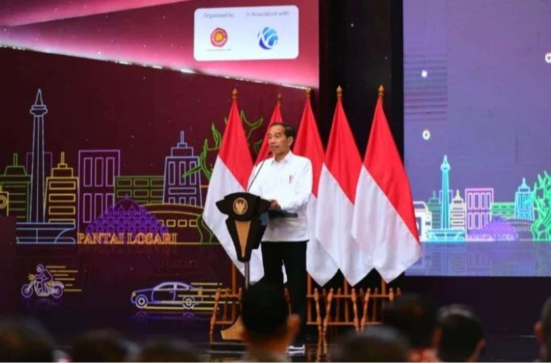 Presiden Jokowi dalam pembukaan IIMS 2023 menyinggung prospek industri otomotif meningkat. (Foto: Instagram @jokowi)
