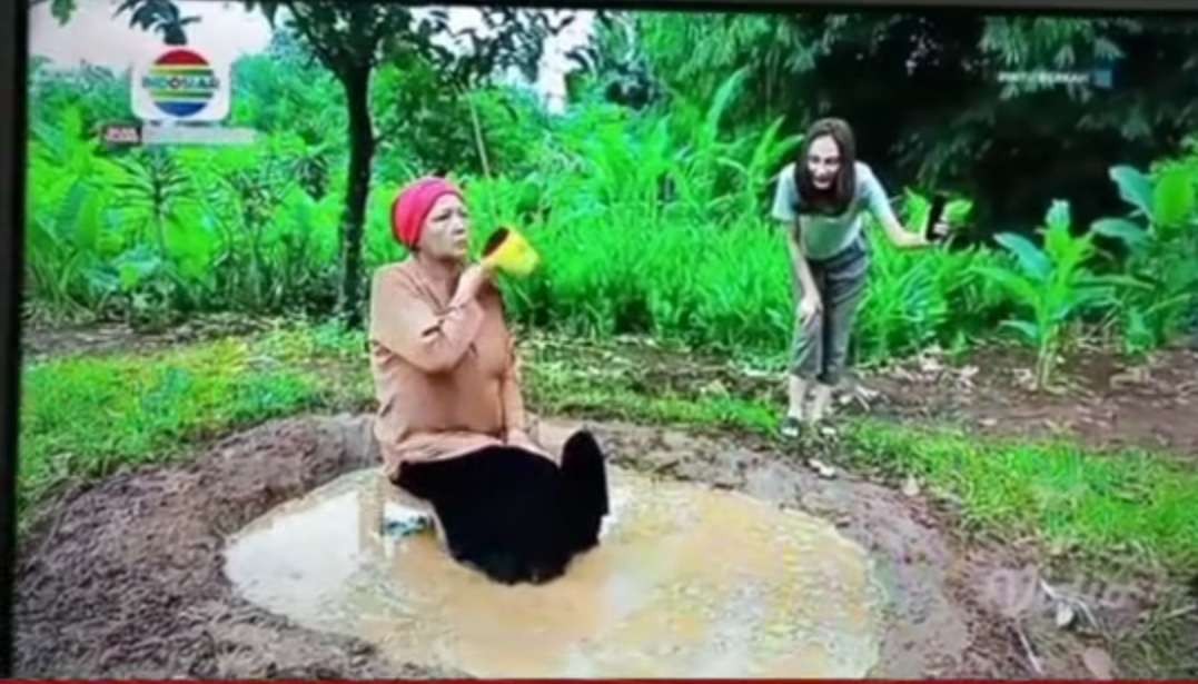 Sinetron mandi lumpur diangkat dari kisah nyata konten ngemis online yang sempat viral di TikTok. (Foto: Indosiar)
