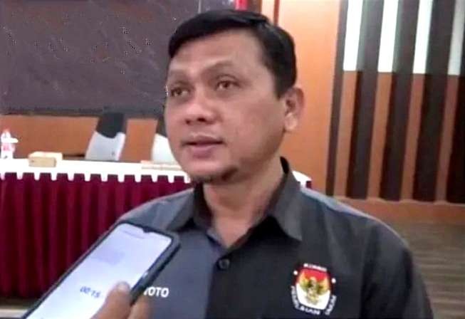 Ketua KPU Situbondo, Marwoto menyatakan pihaknya akan menyiapkan TPS khusus pemilih disabilitas di Pemilu 2924. (Foto: Humas KPU Situbondo)