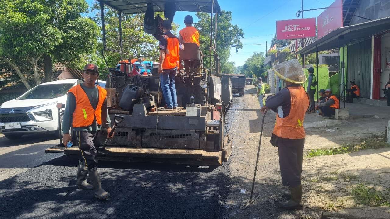 Perbaikan jalan di Jawa Tengah dilakukan dengan sistem pemeliharaan, rehabilitasi dan rekonstruksi jalan. (Foto: Istimewa)
